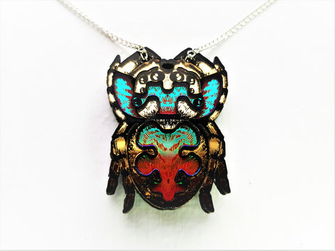 Jumping spider pendant